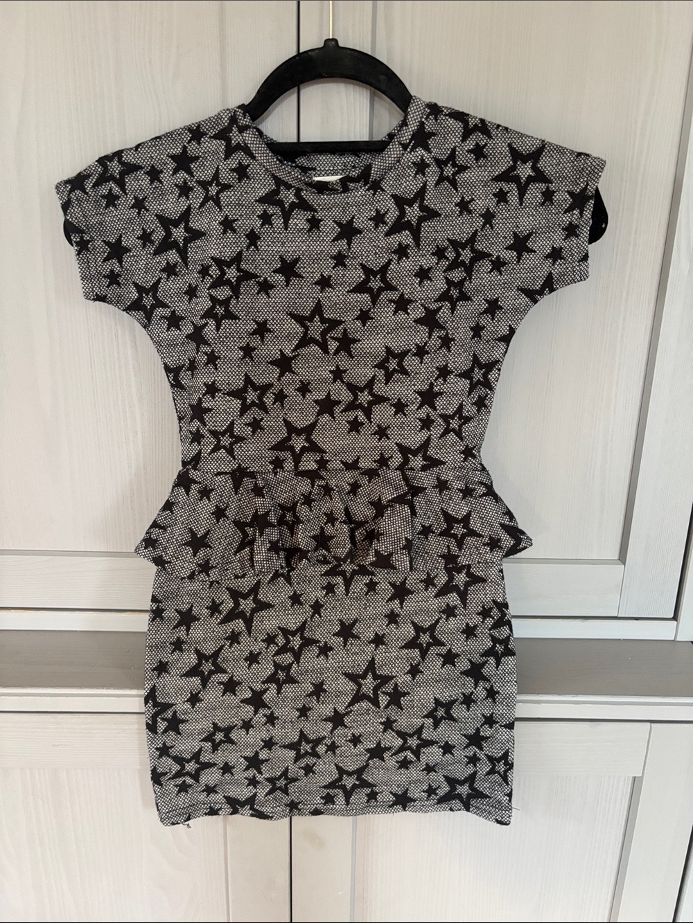 kidpik Black & White Star Peplum Dress - XS (5/6)